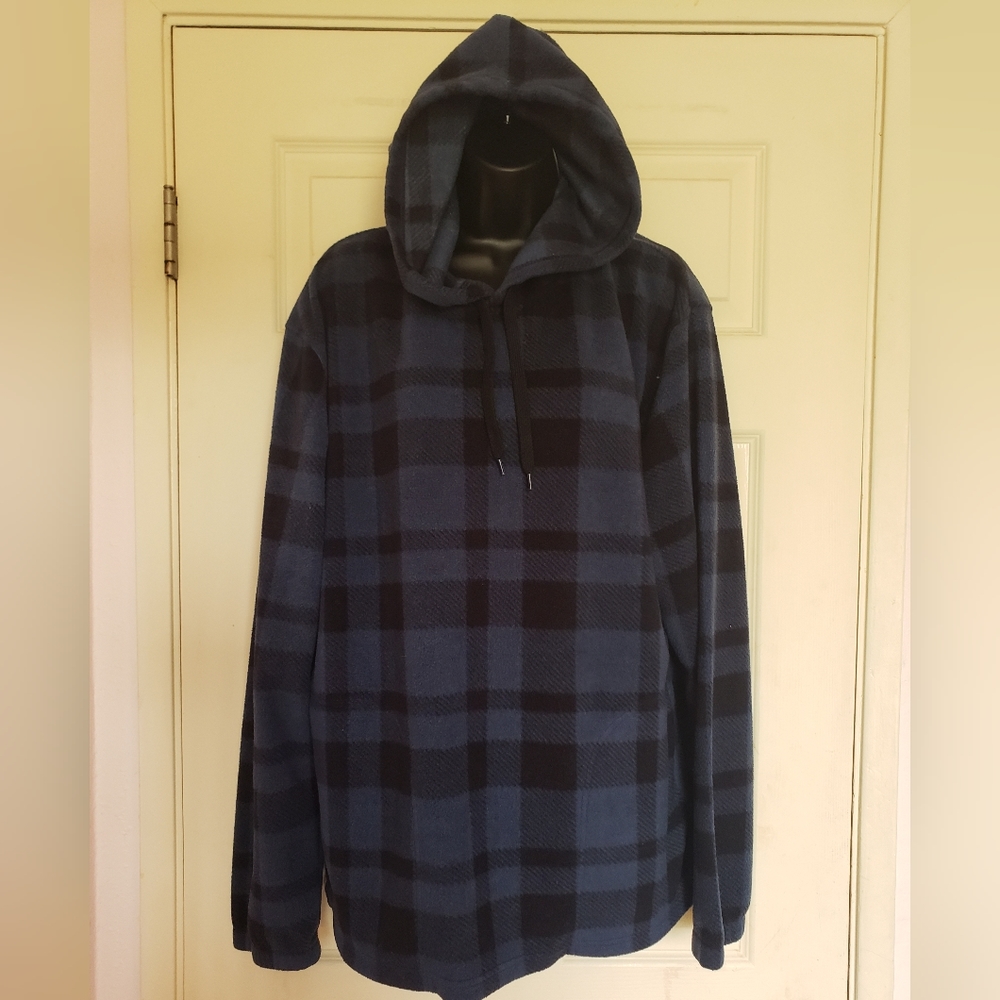 Women's pullover fleece hoodie
